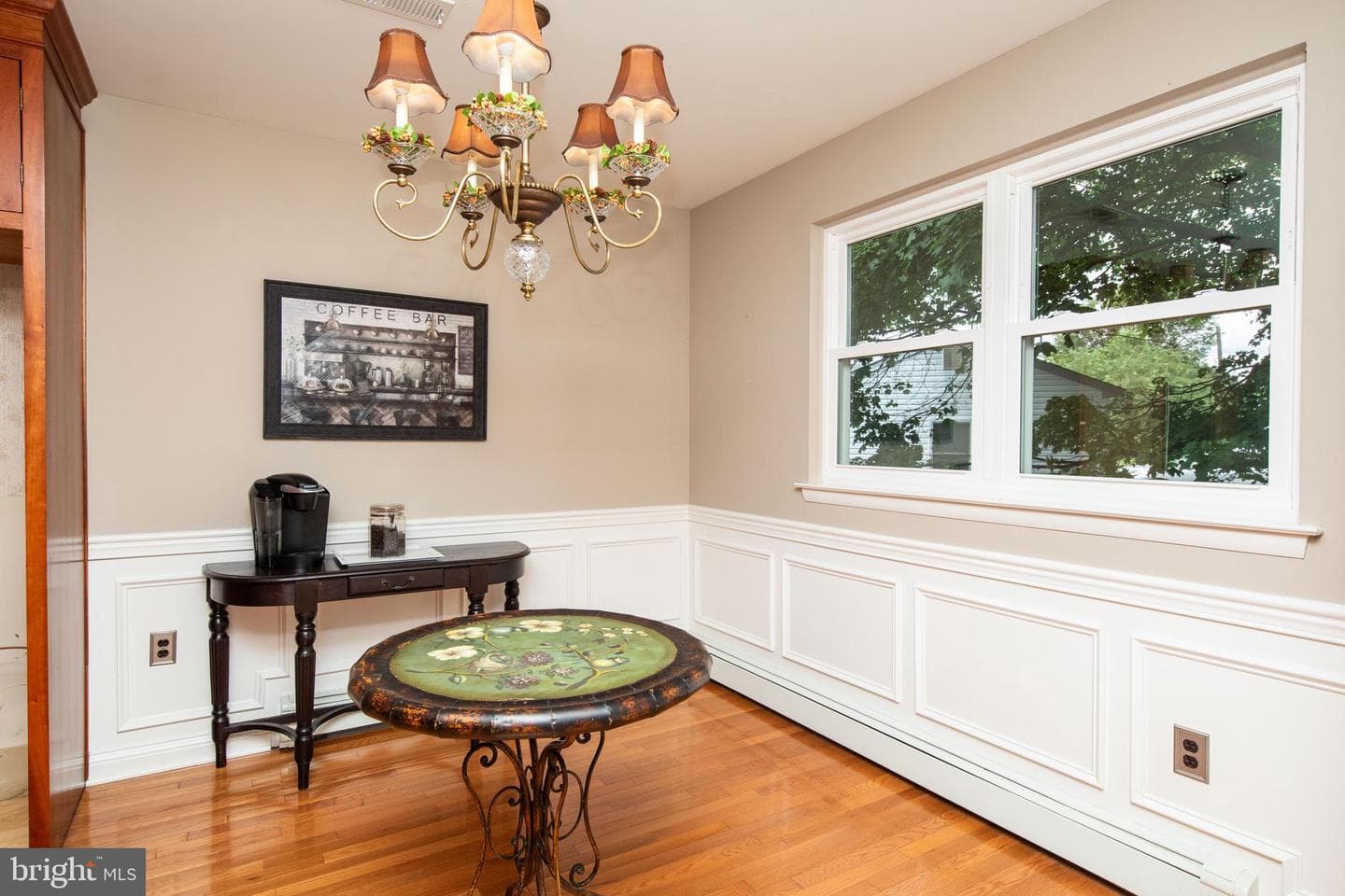 28 W Hillcrest Avenue photo 6