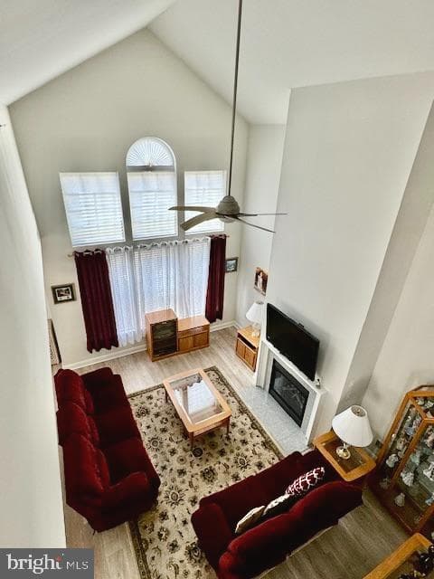 1212 Scott Place photo 9