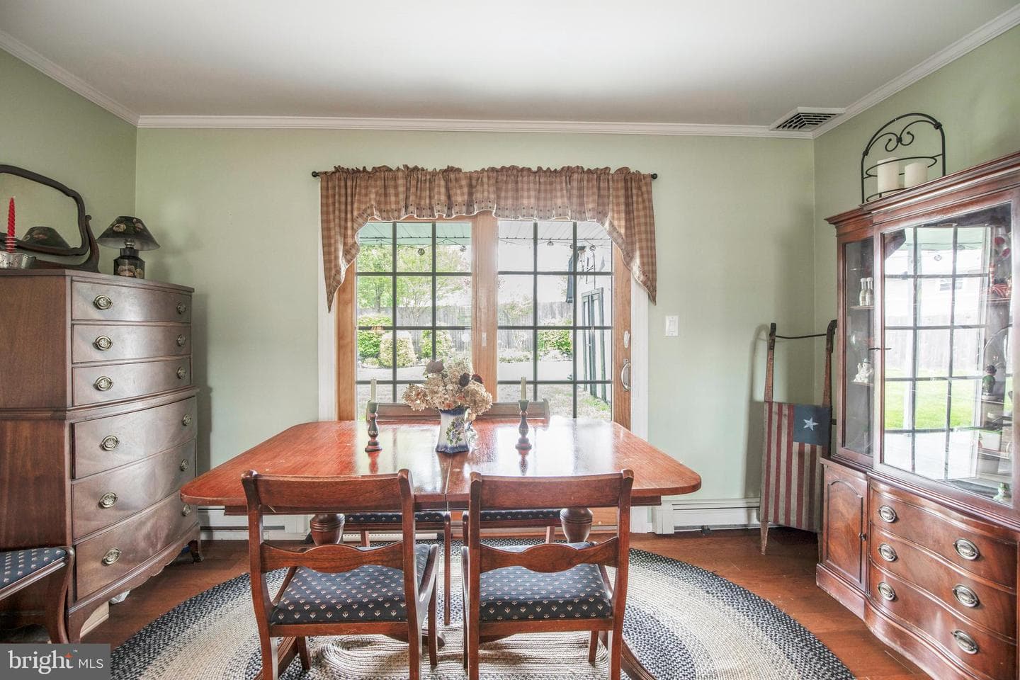 7 Tinder Road photo 8