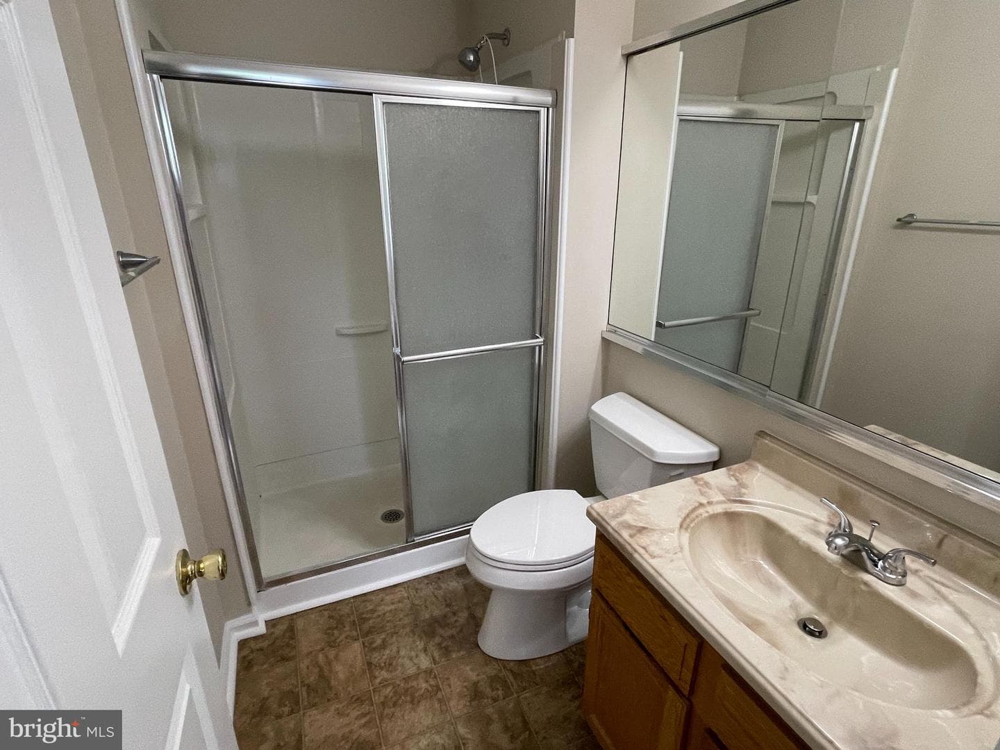 33 Eaton Court #130 photo 26