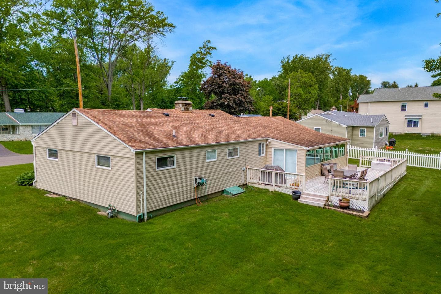 21 Hilltop Road photo 27