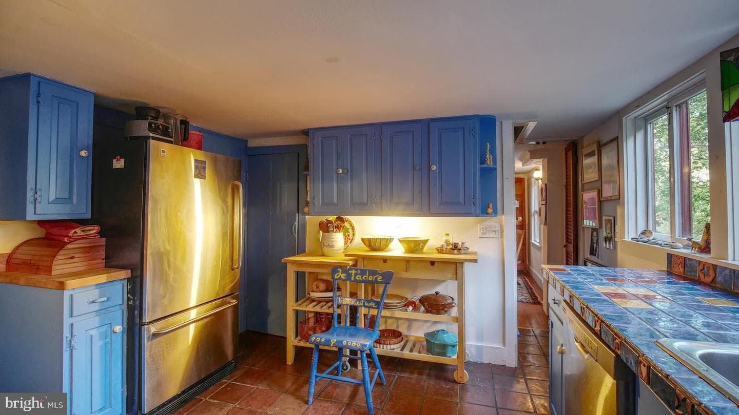 7416 Ferry Road photo 13
