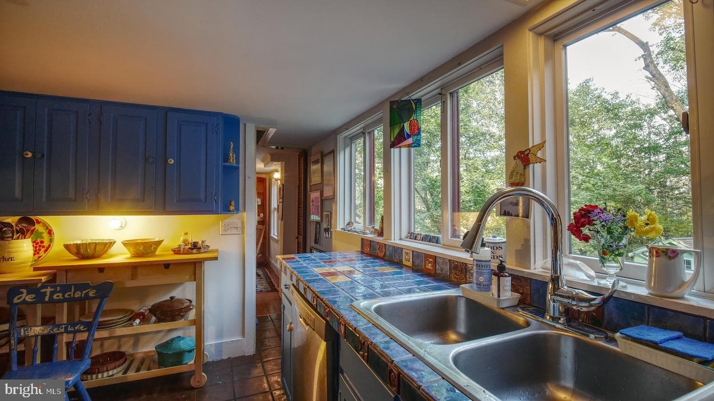 7416 Ferry Road photo 14