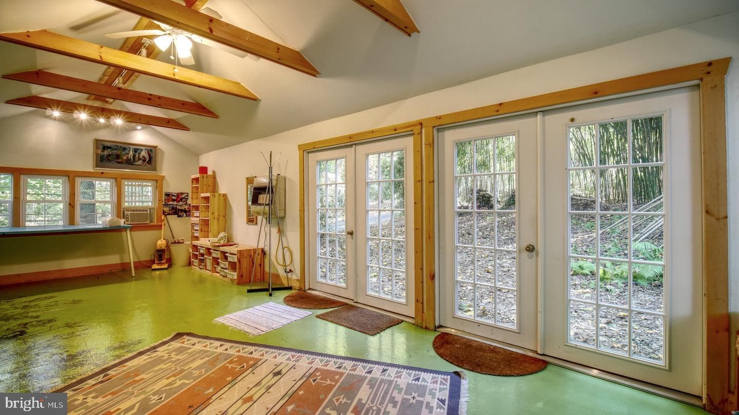 7416 Ferry Road photo 27