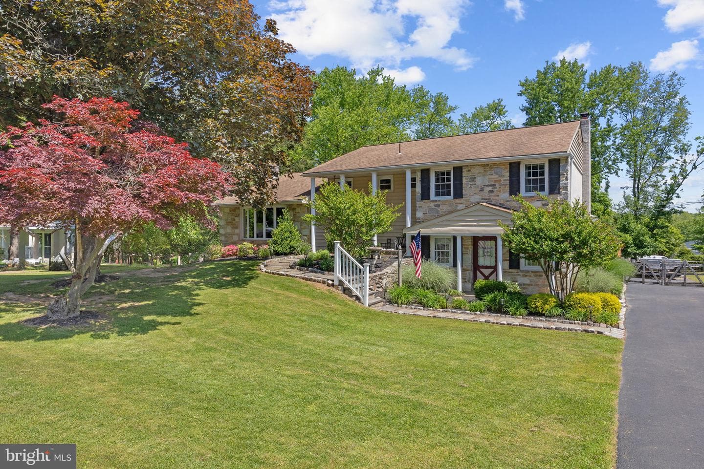 951 Hillside Drive