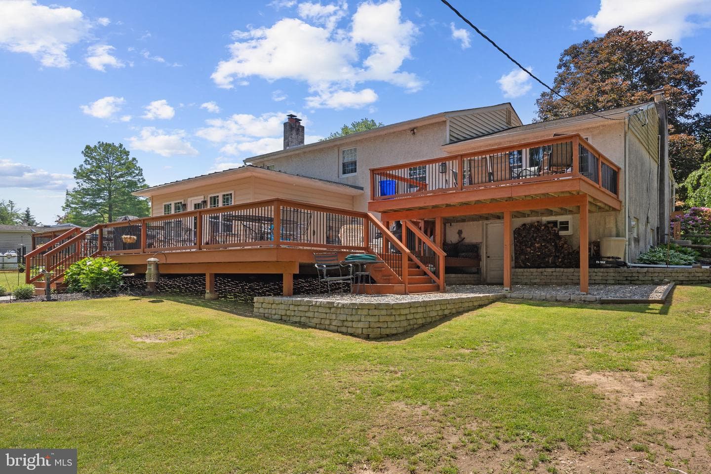 951 Hillside Drive photo 6