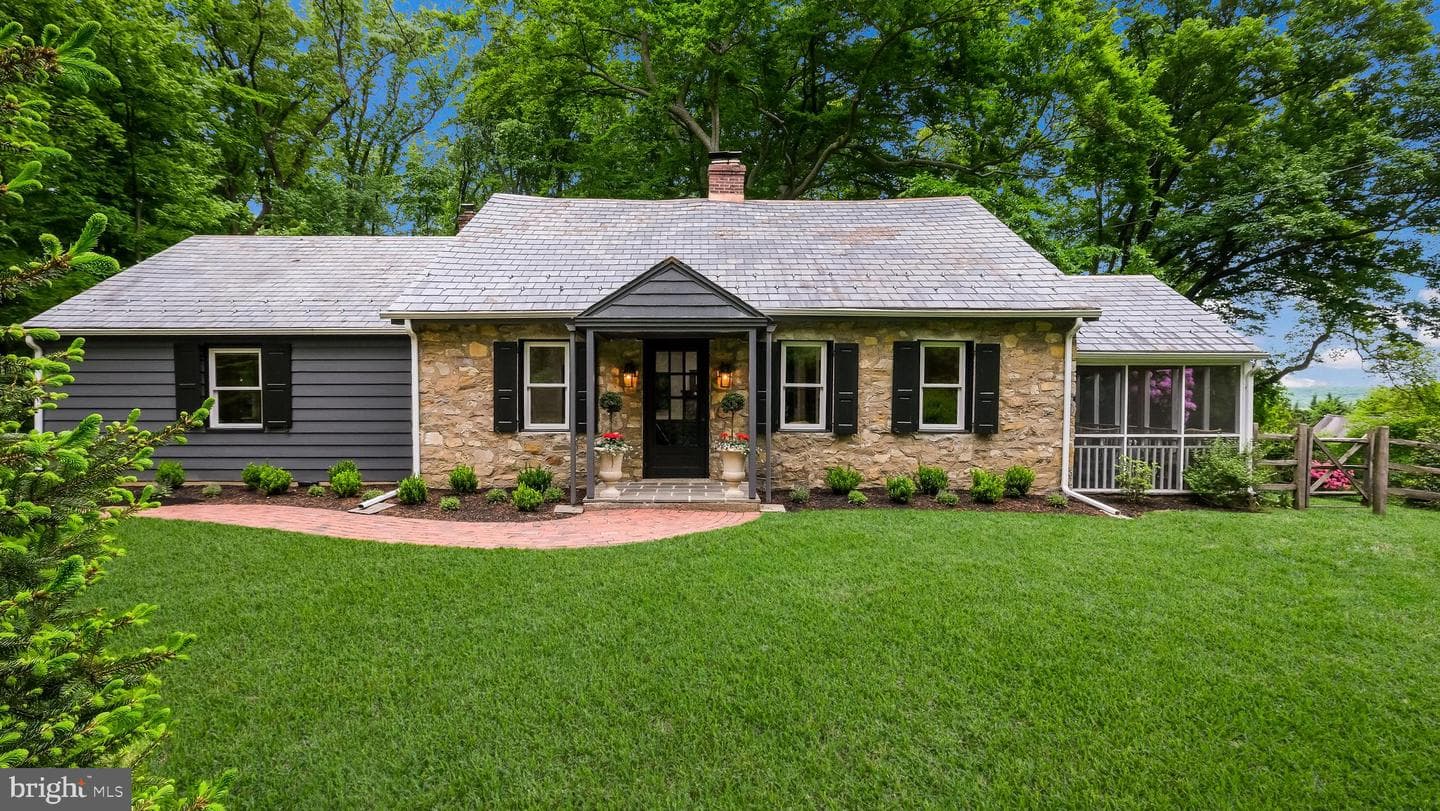 2899 Burnt House Hill Road photo 3