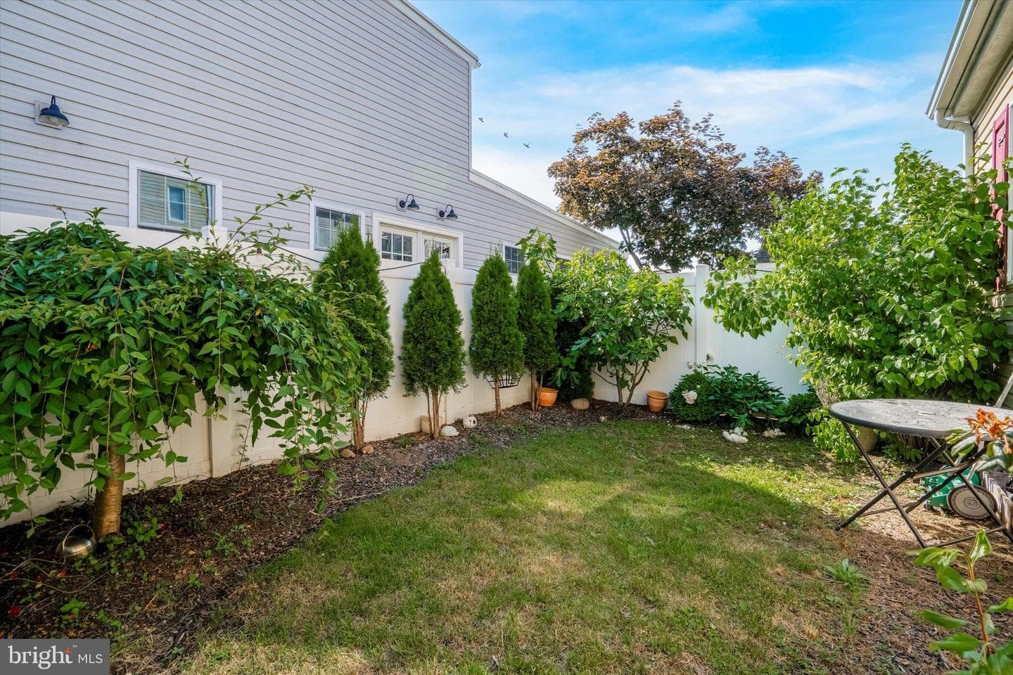 302 Jefferson Avenue photo 15