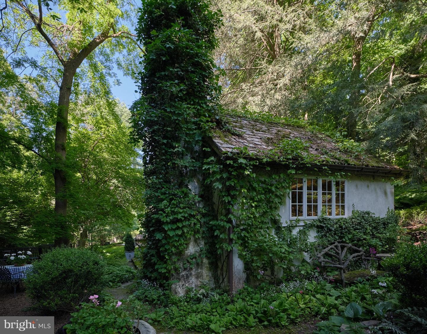 6681 Greenhill Road photo 32