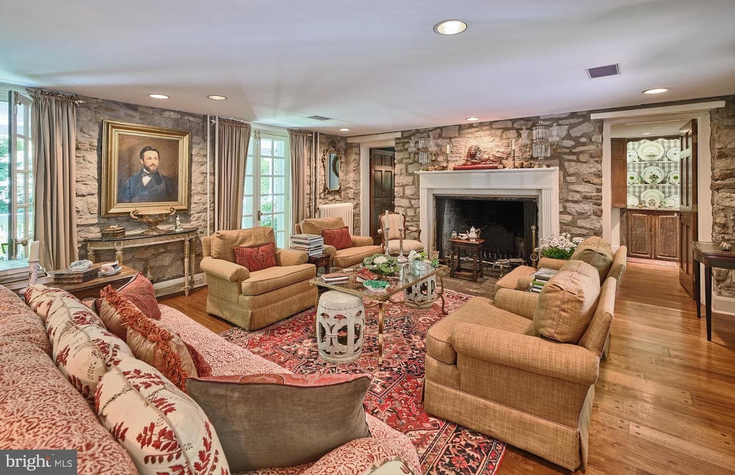 6681 Greenhill Road photo 4
