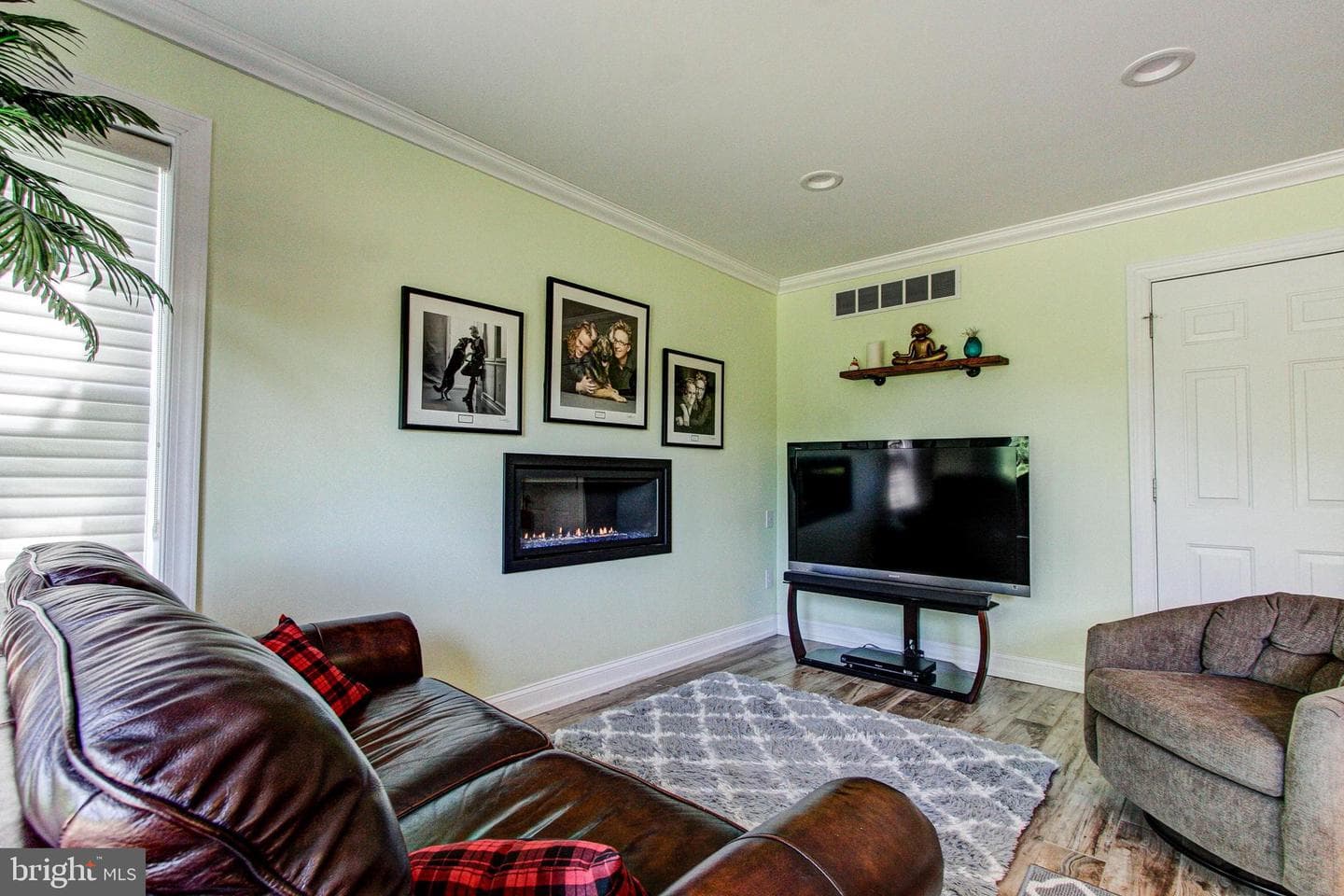 2051 Valley View Drive photo 18