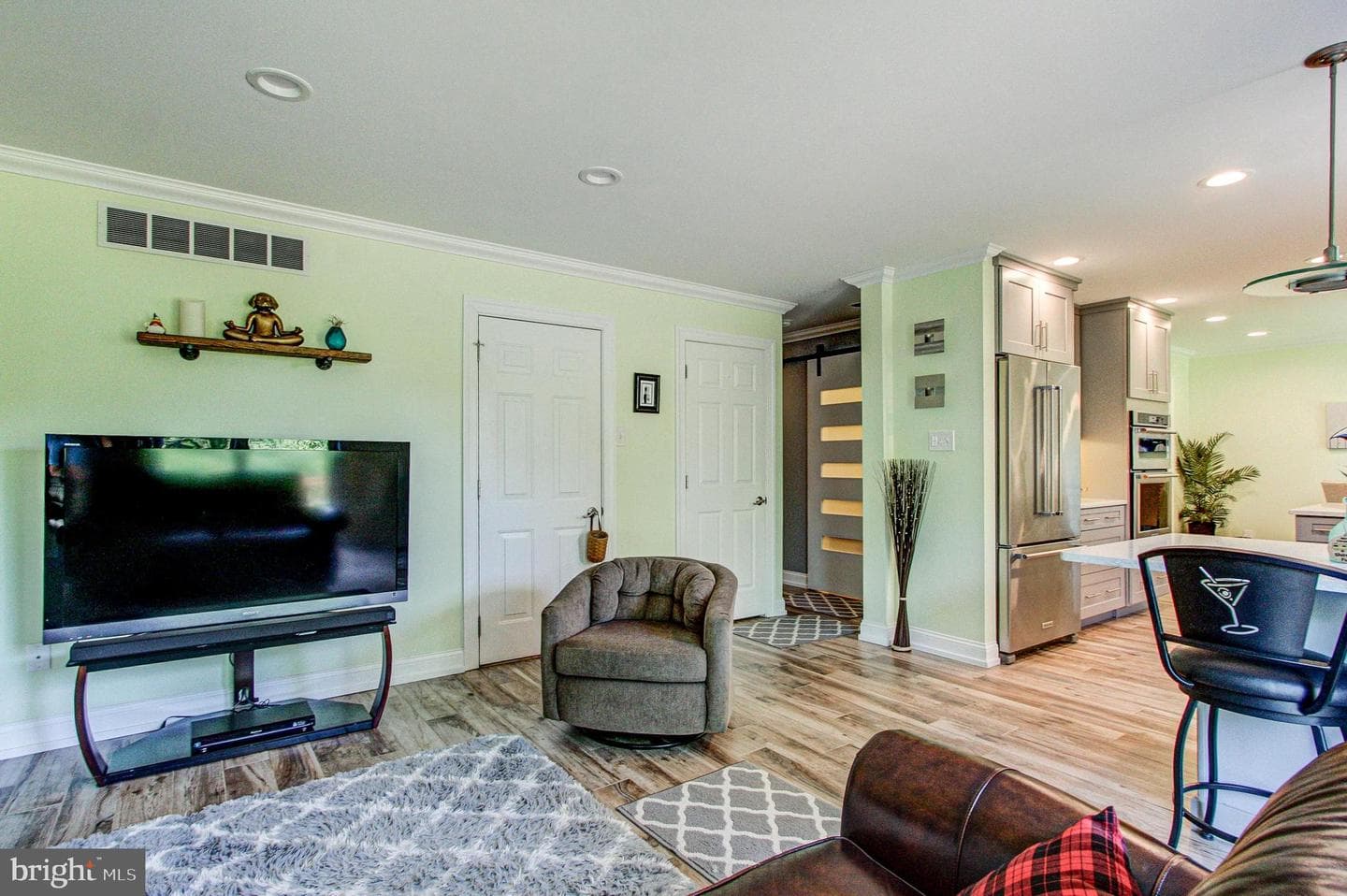 2051 Valley View Drive photo 19