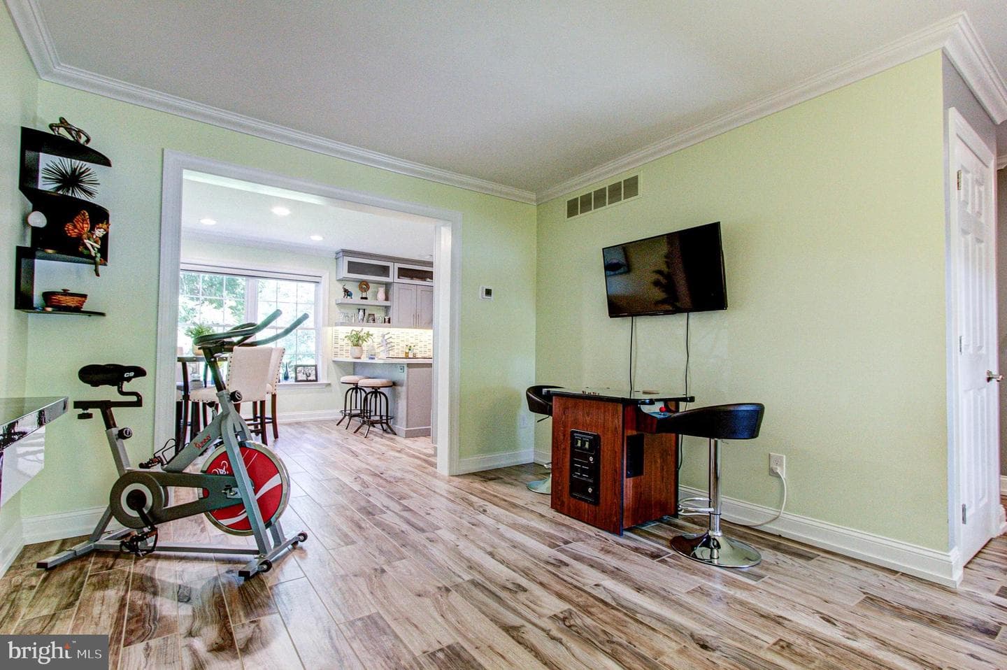 2051 Valley View Drive photo 24