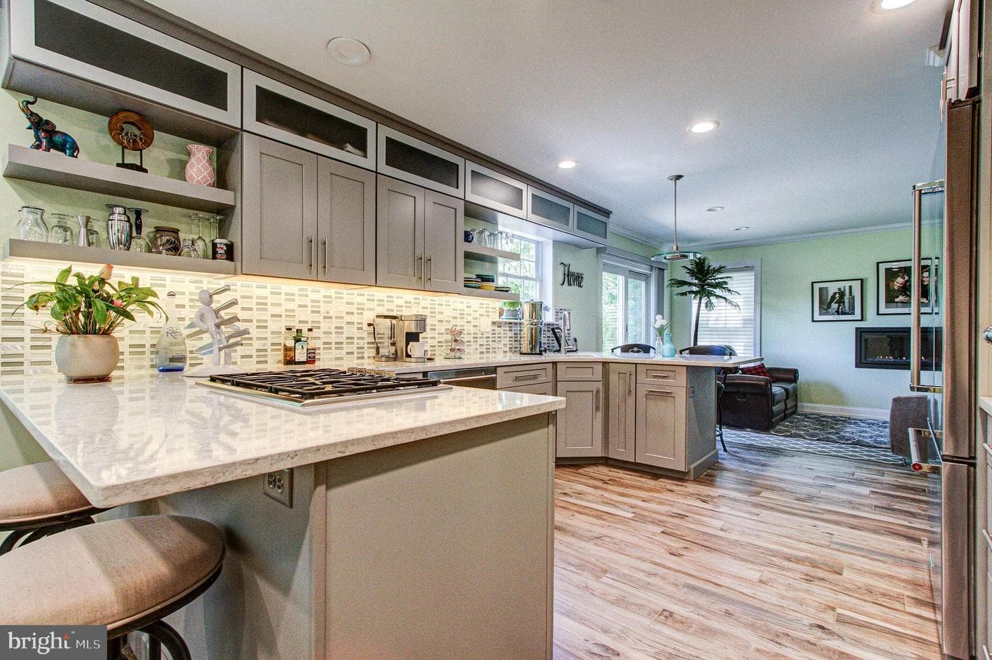 2051 Valley View Drive photo 9