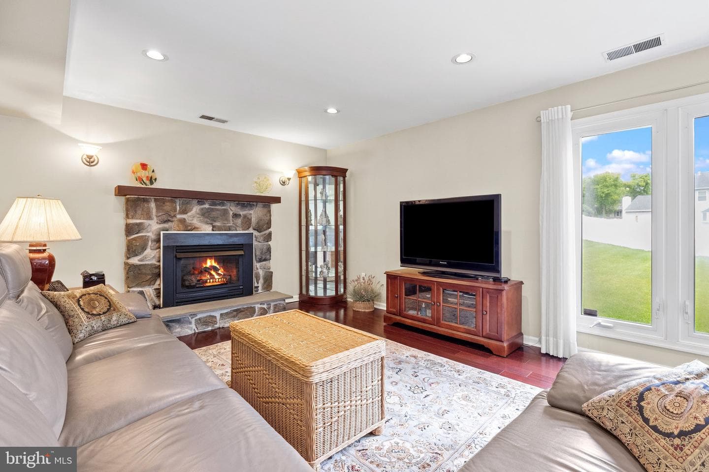 861 Jason Drive photo 18