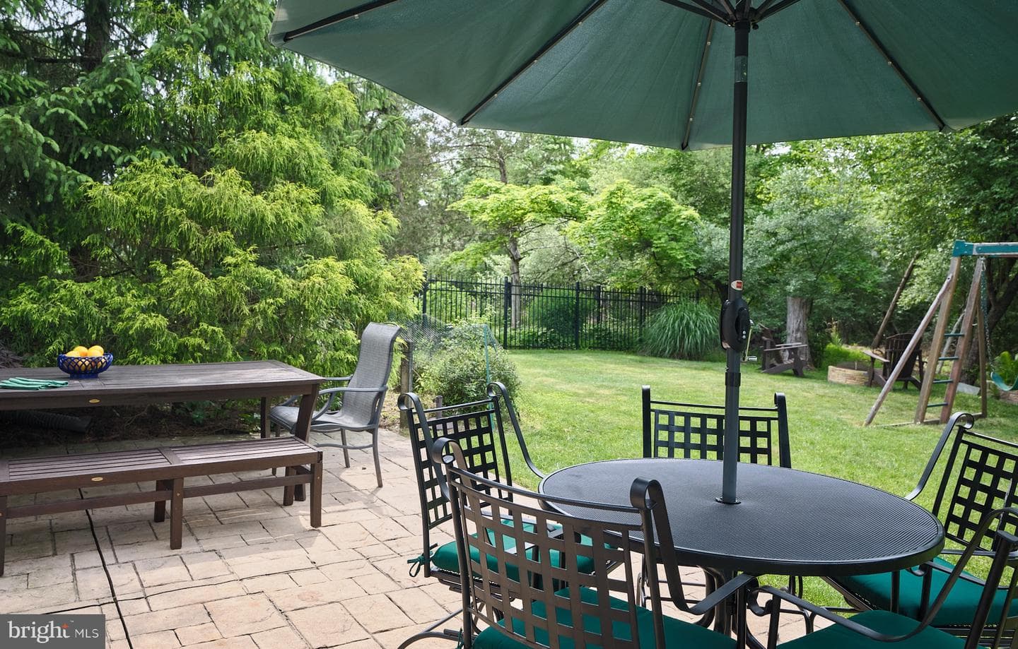 125 Riverwoods Drive photo 32
