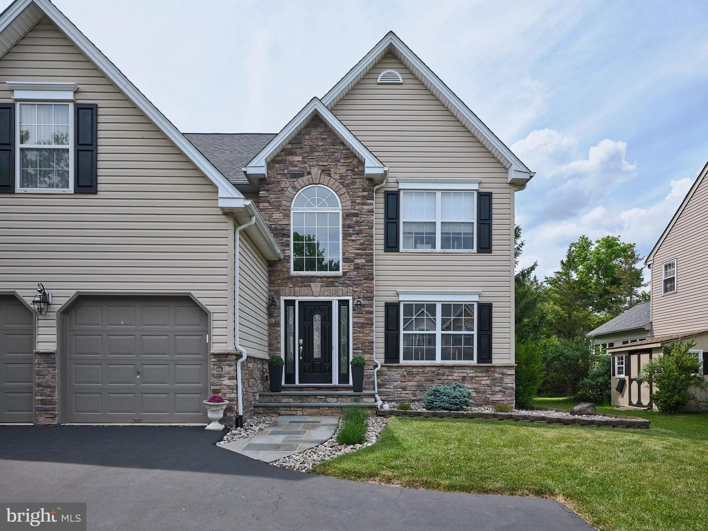125 Riverwoods Drive photo 37