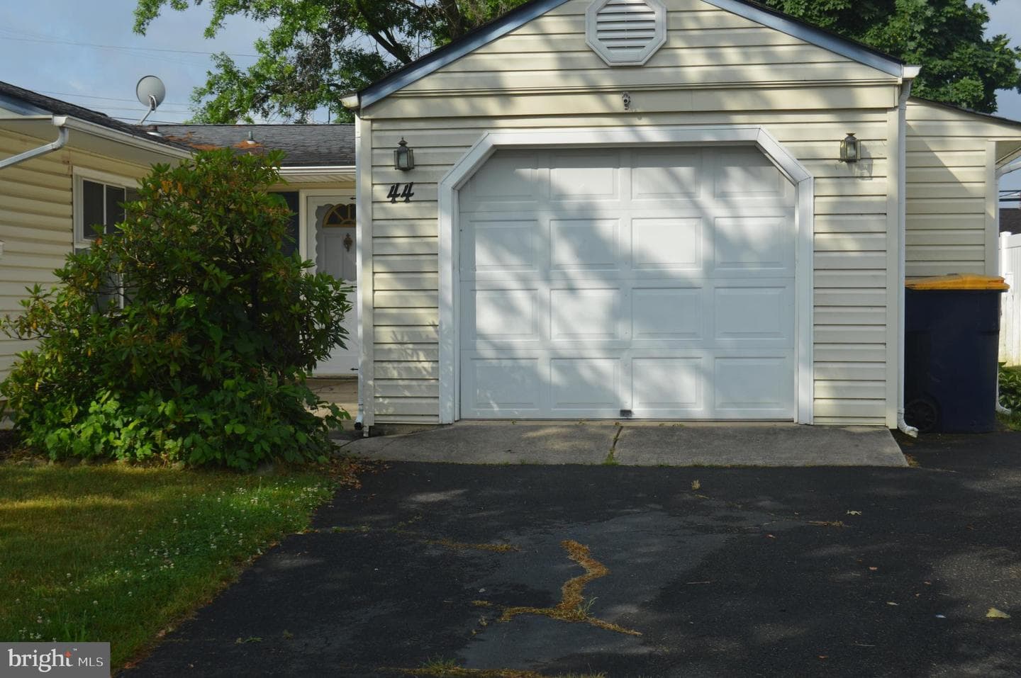 44 Summer Lane photo 3