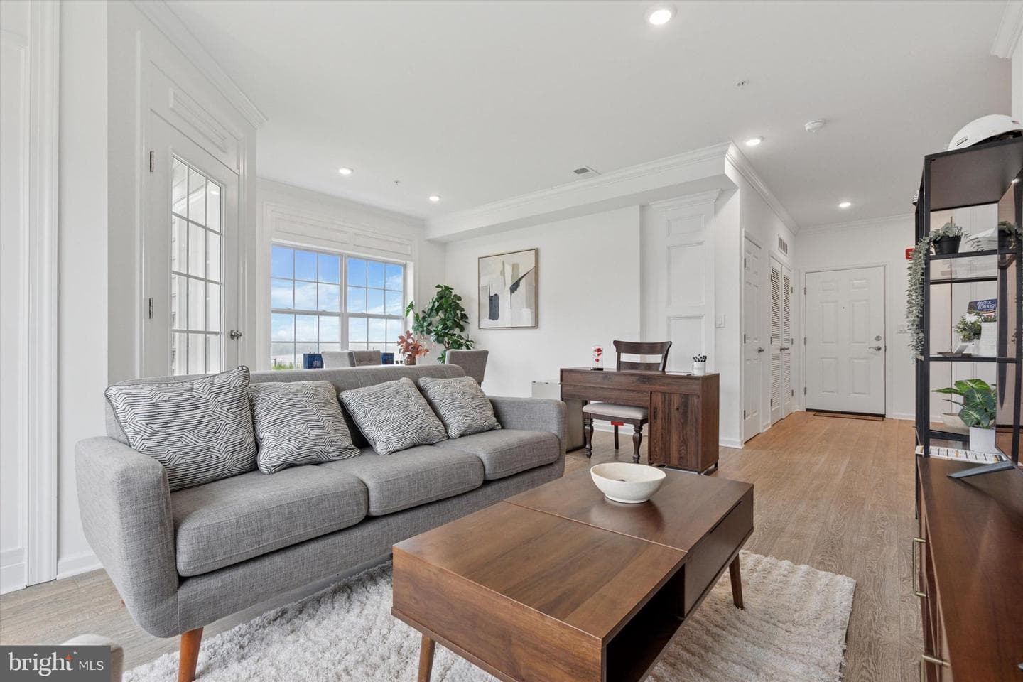 16333 River View Court photo 4