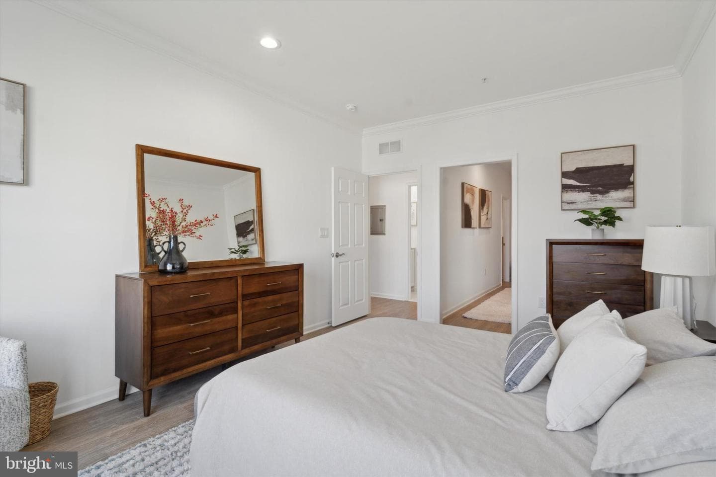 16333 River View Court photo 9