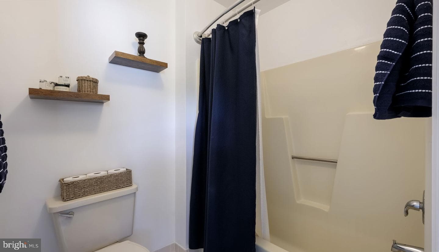 135 Chancery Road photo 22