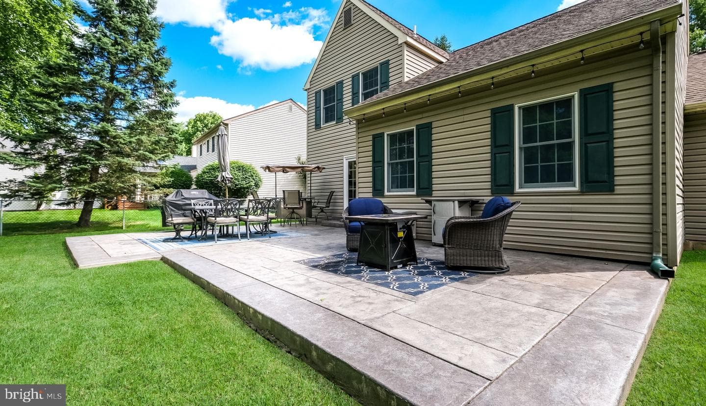 135 Chancery Road photo 32