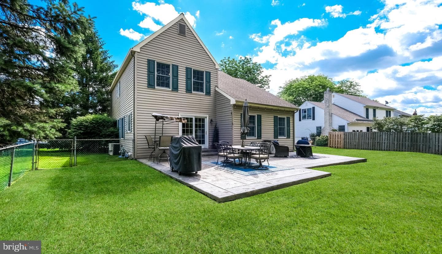 135 Chancery Road photo 4