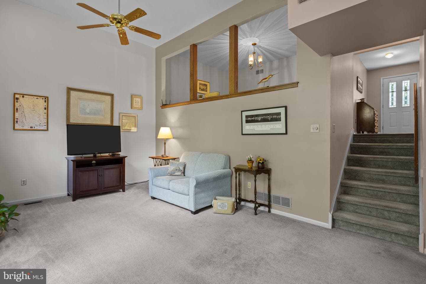 242 Inverness Circle photo 12