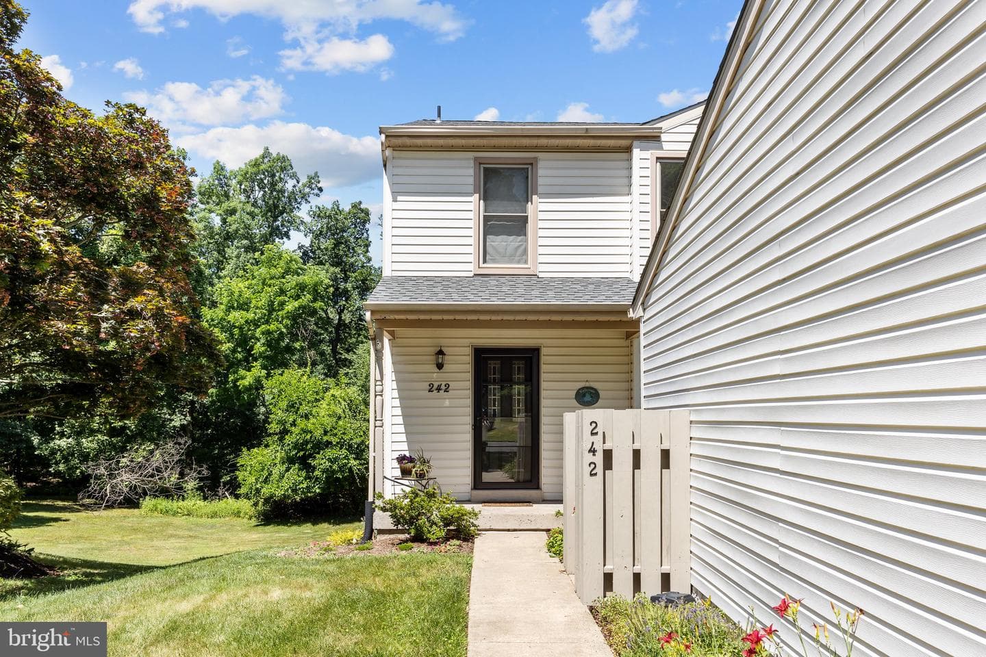 242 Inverness Circle photo 37