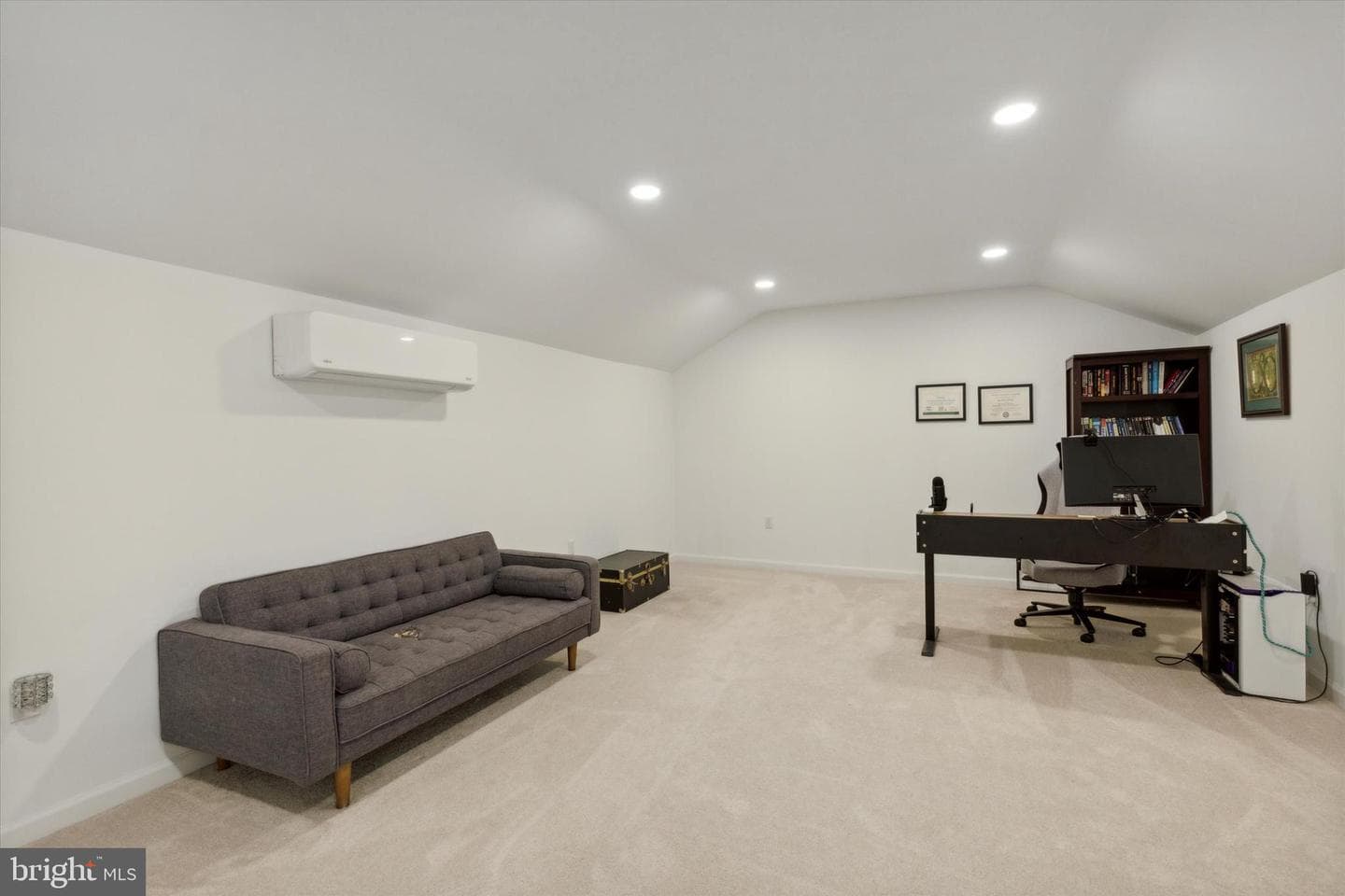 208 Moore Court photo 20