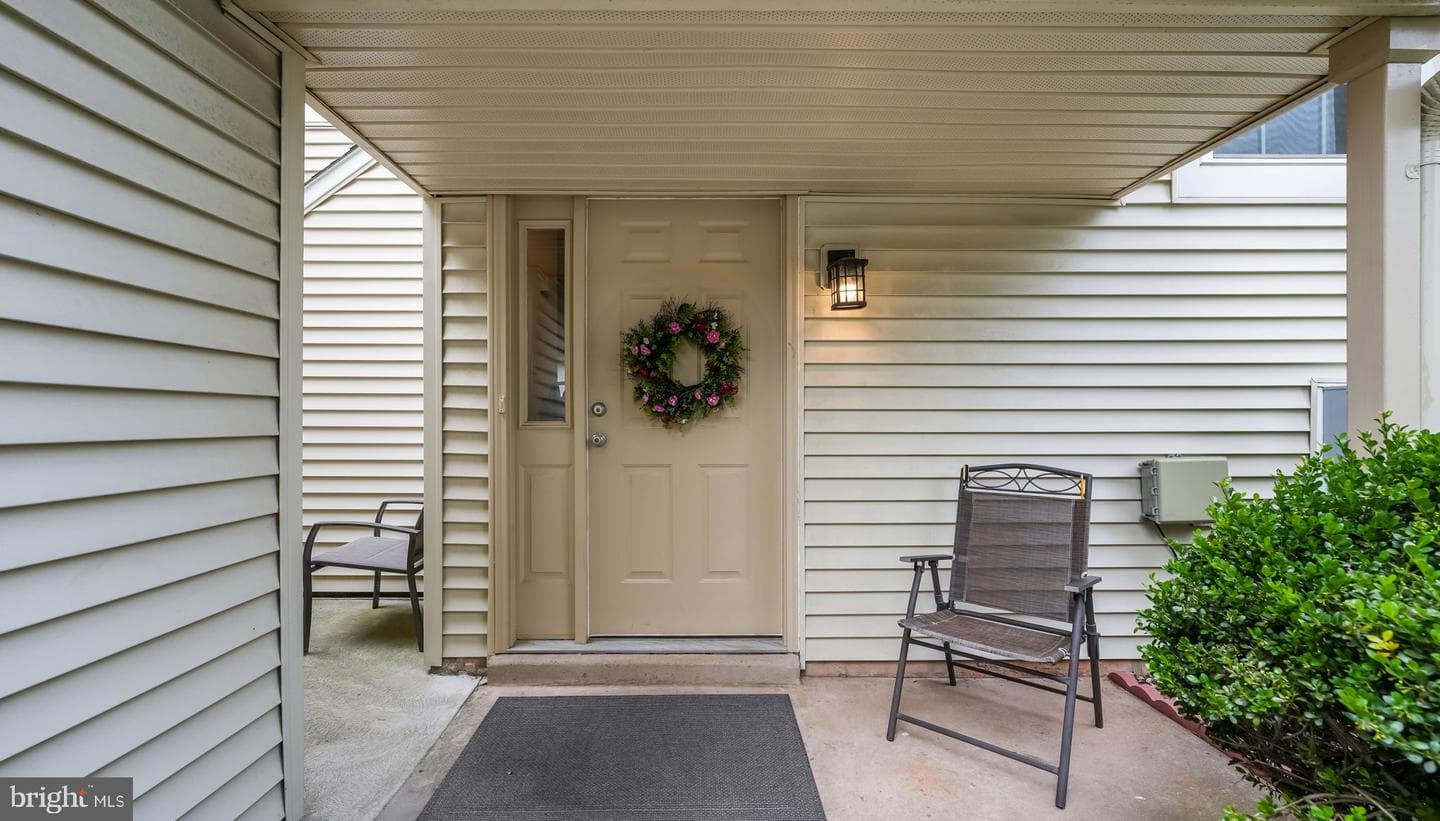 1605 McNelis Drive photo 3
