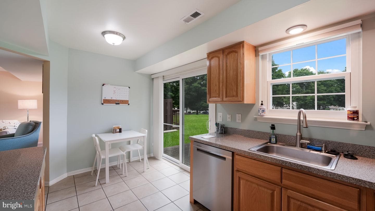 1605 McNelis Drive photo 9