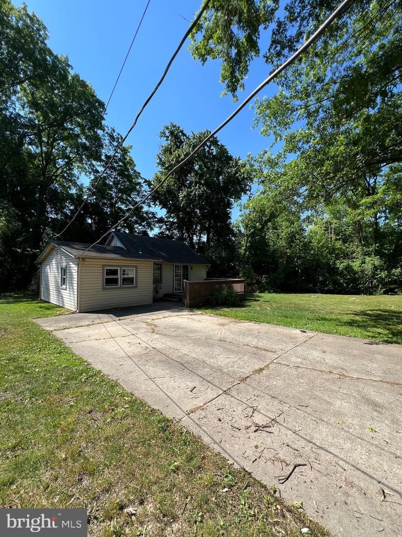 1215 Longview Avenue photo 17