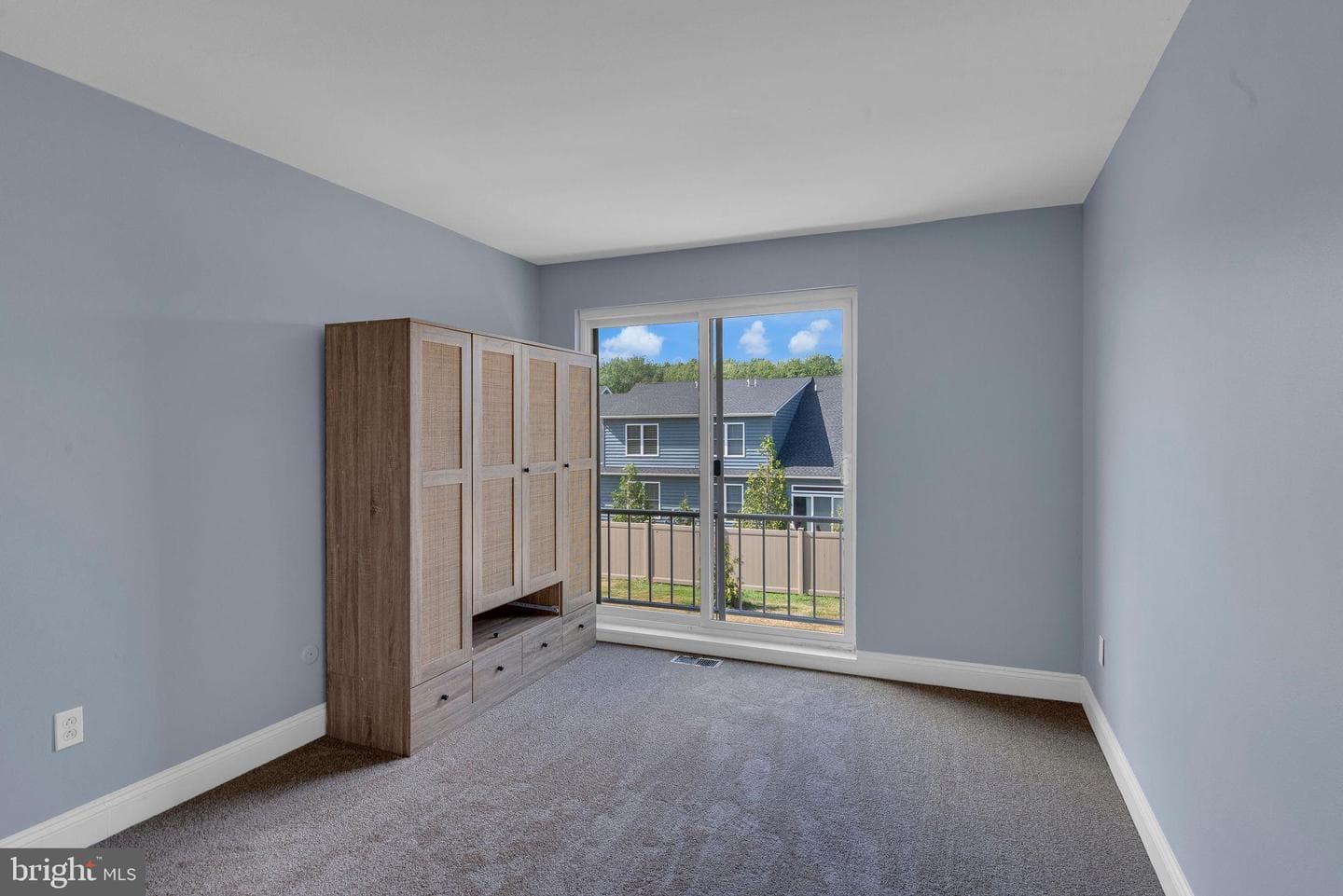 517 Germantown Court photo 18