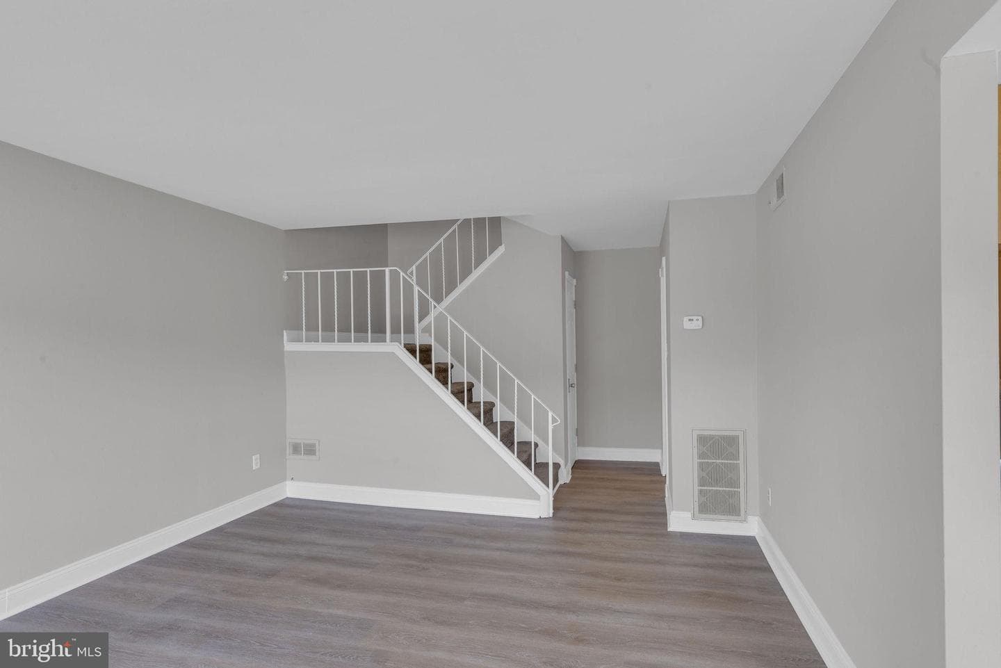 517 Germantown Court photo 6