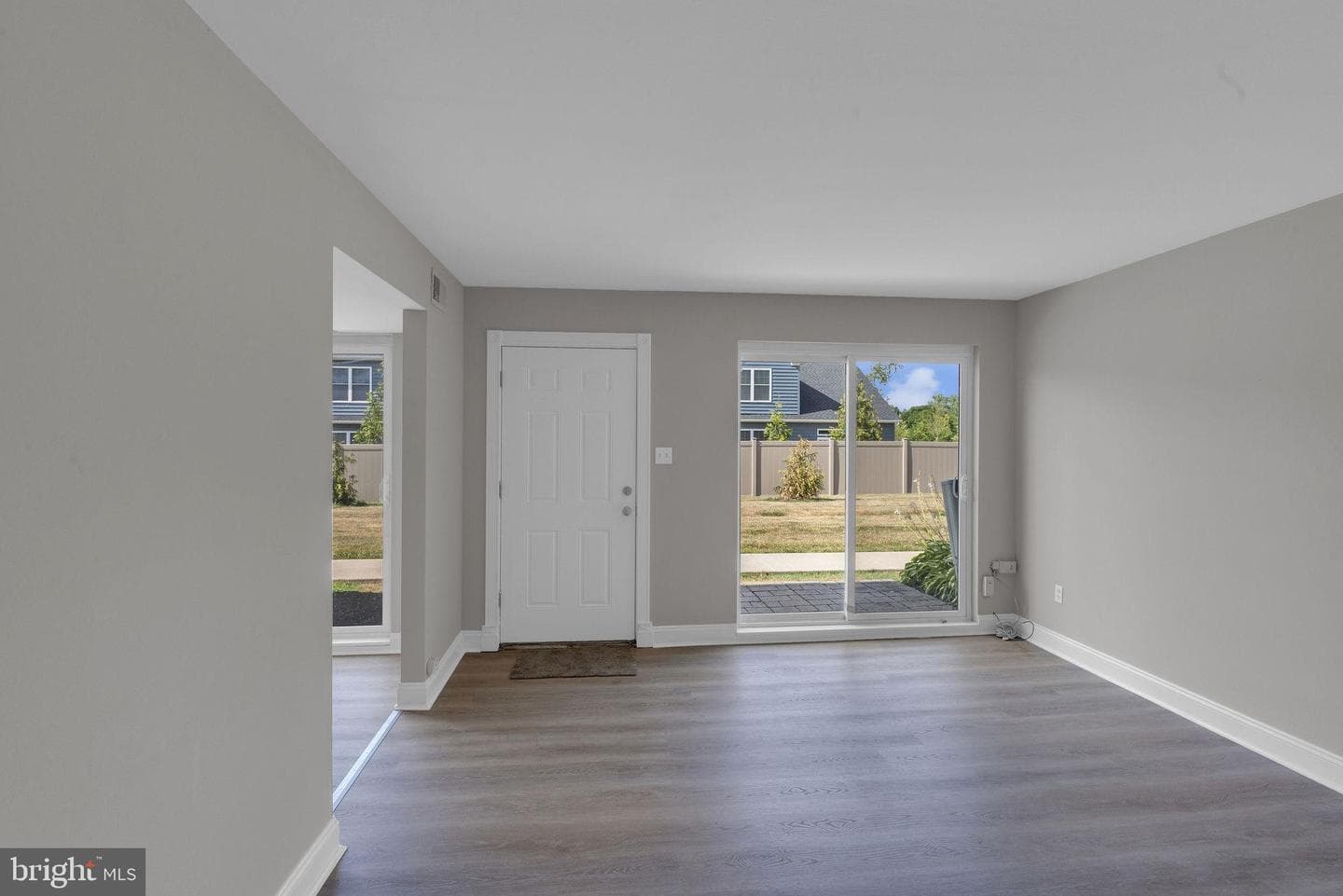 517 Germantown Court photo 7