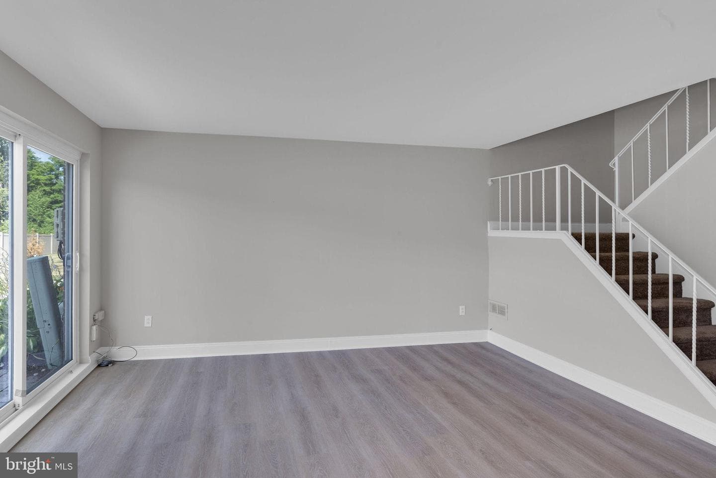 517 Germantown Court photo 8