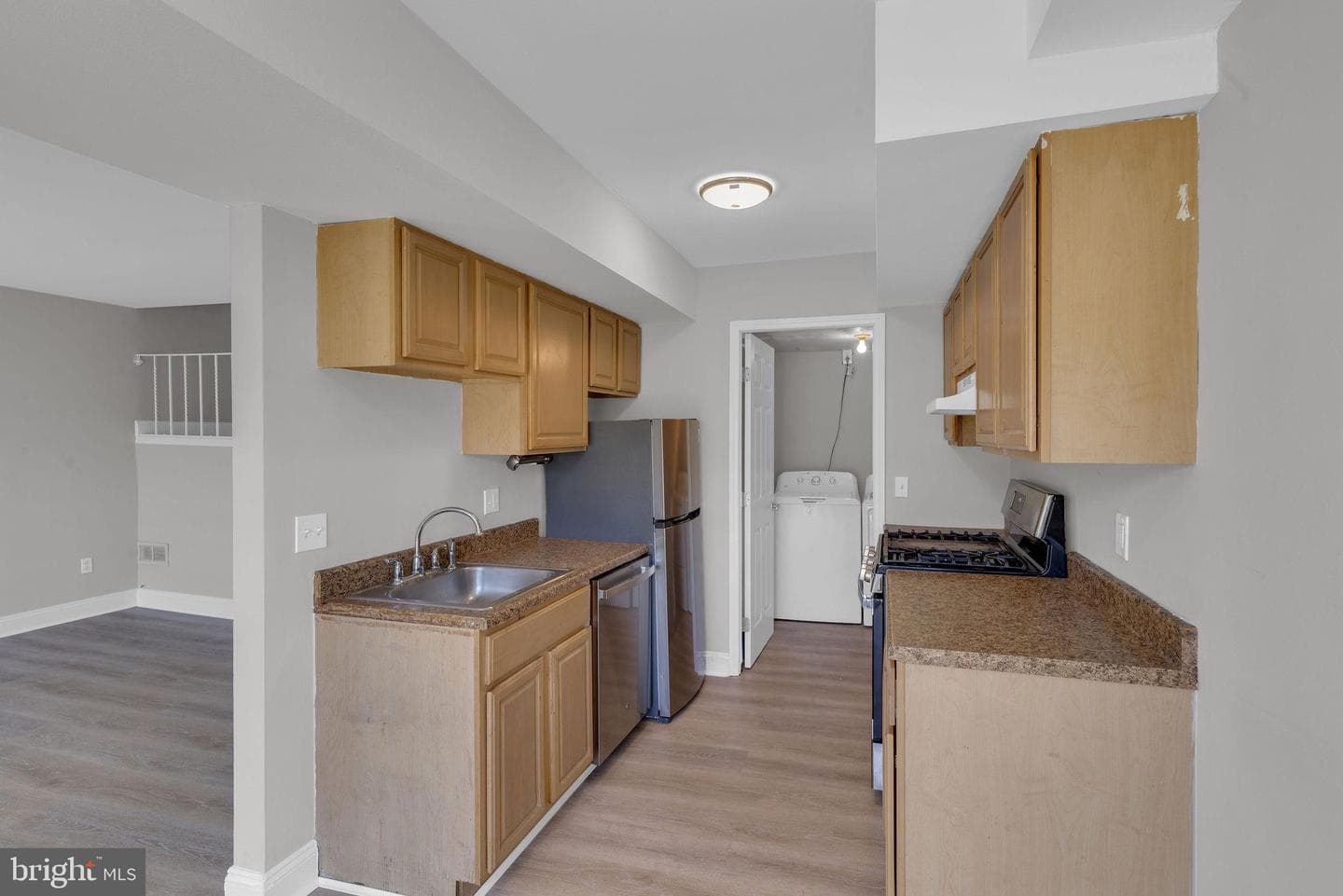 517 Germantown Court photo 9