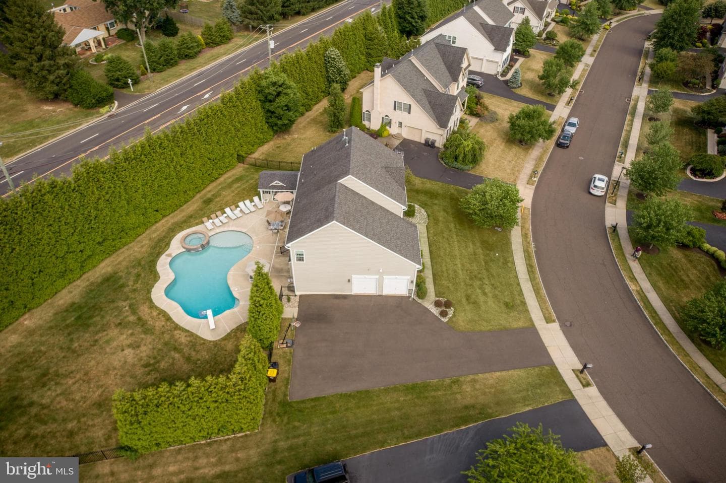 3755 Blackburn Court photo 35