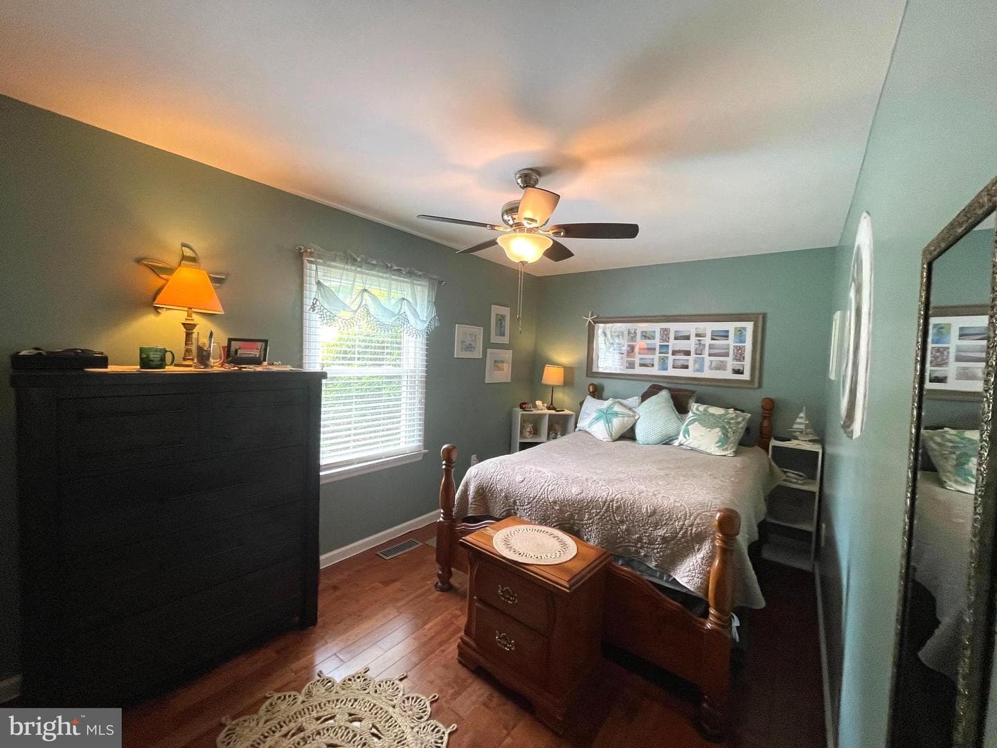 651 Avenue A photo 19