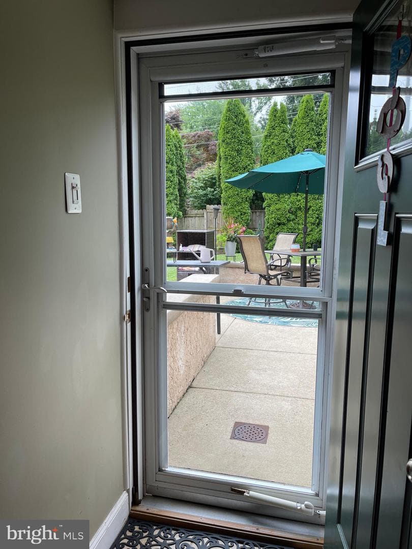 651 Avenue A photo 27