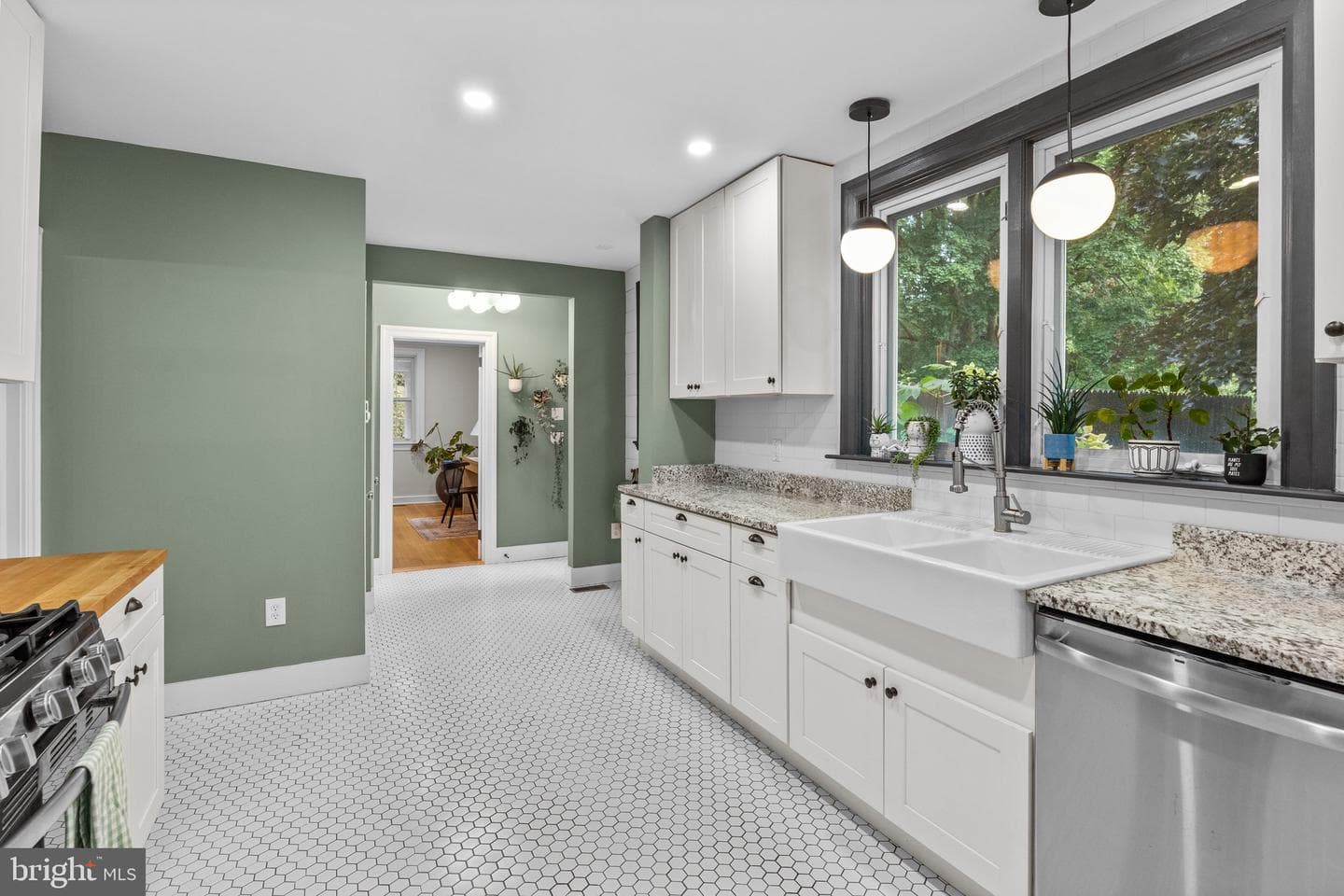 25 Edgewood Road photo 12