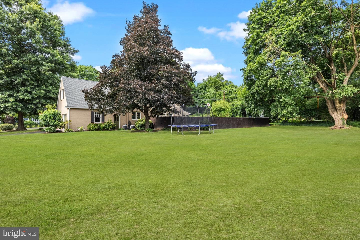 25 Edgewood Road photo 44
