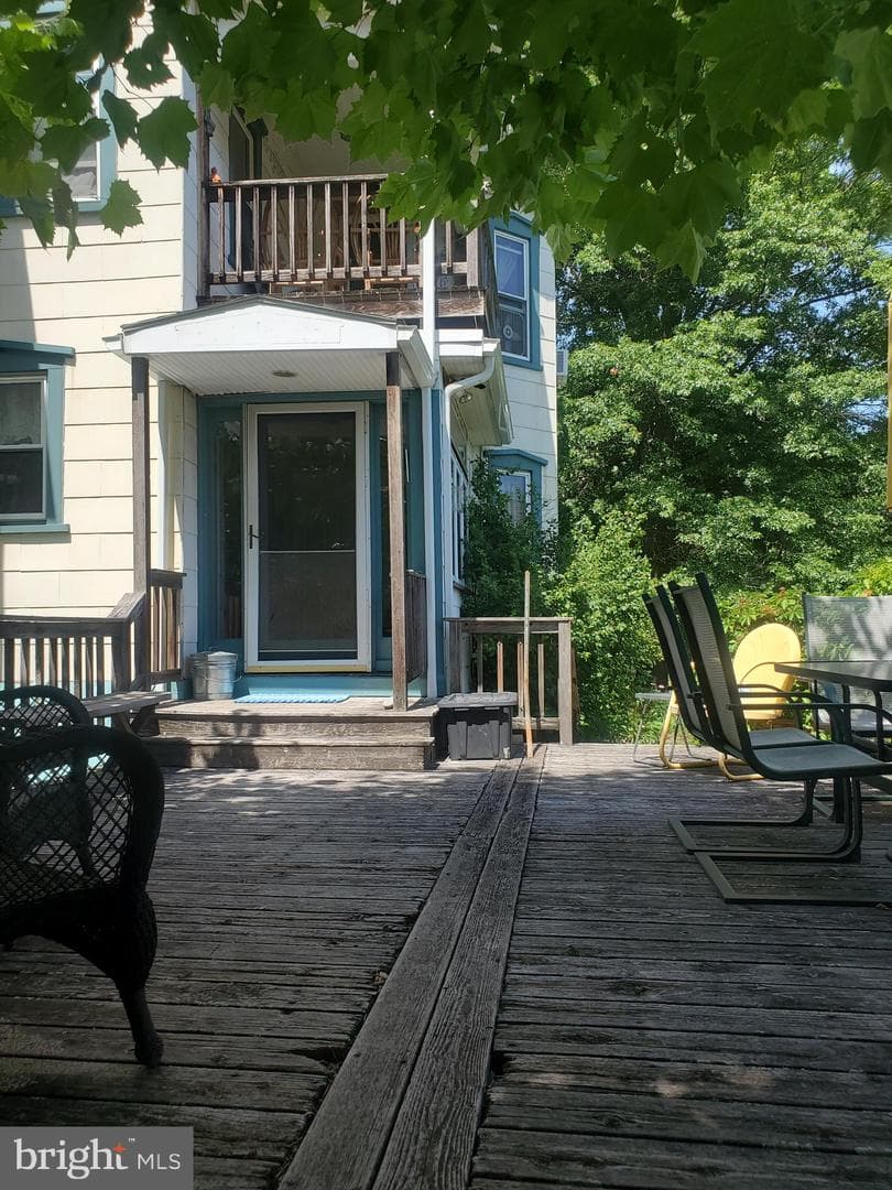 442 Lawn Avenue photo 10