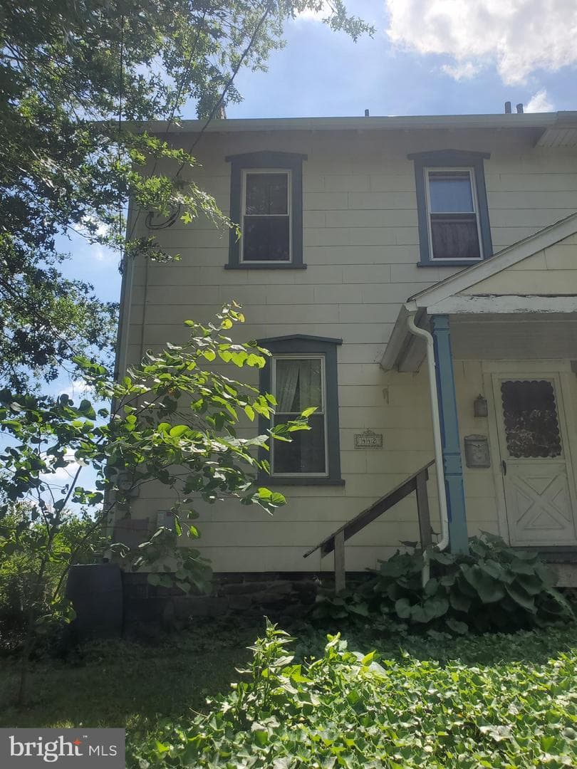 442 Lawn Avenue photo 3