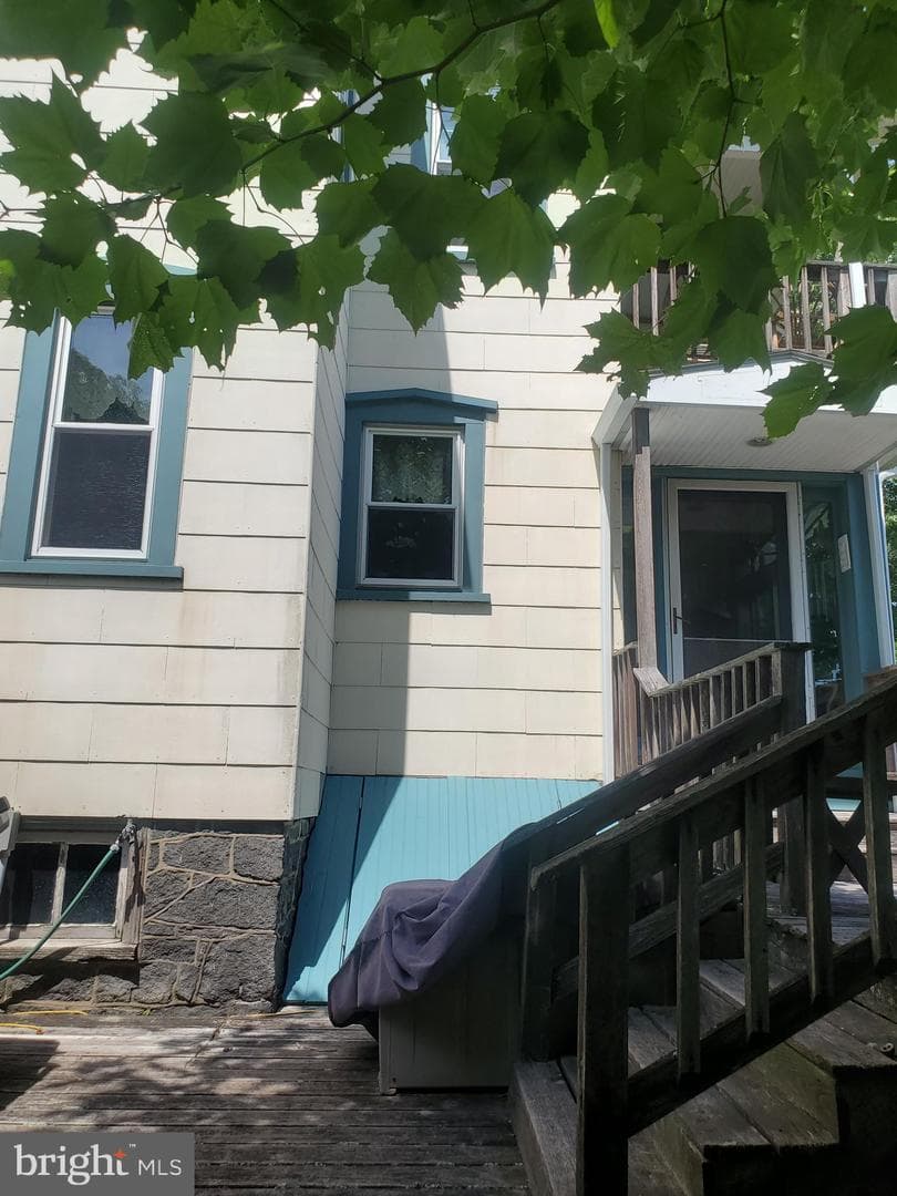 442 Lawn Avenue photo 4