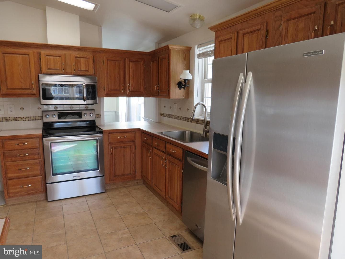 410 Redbird Court photo 12