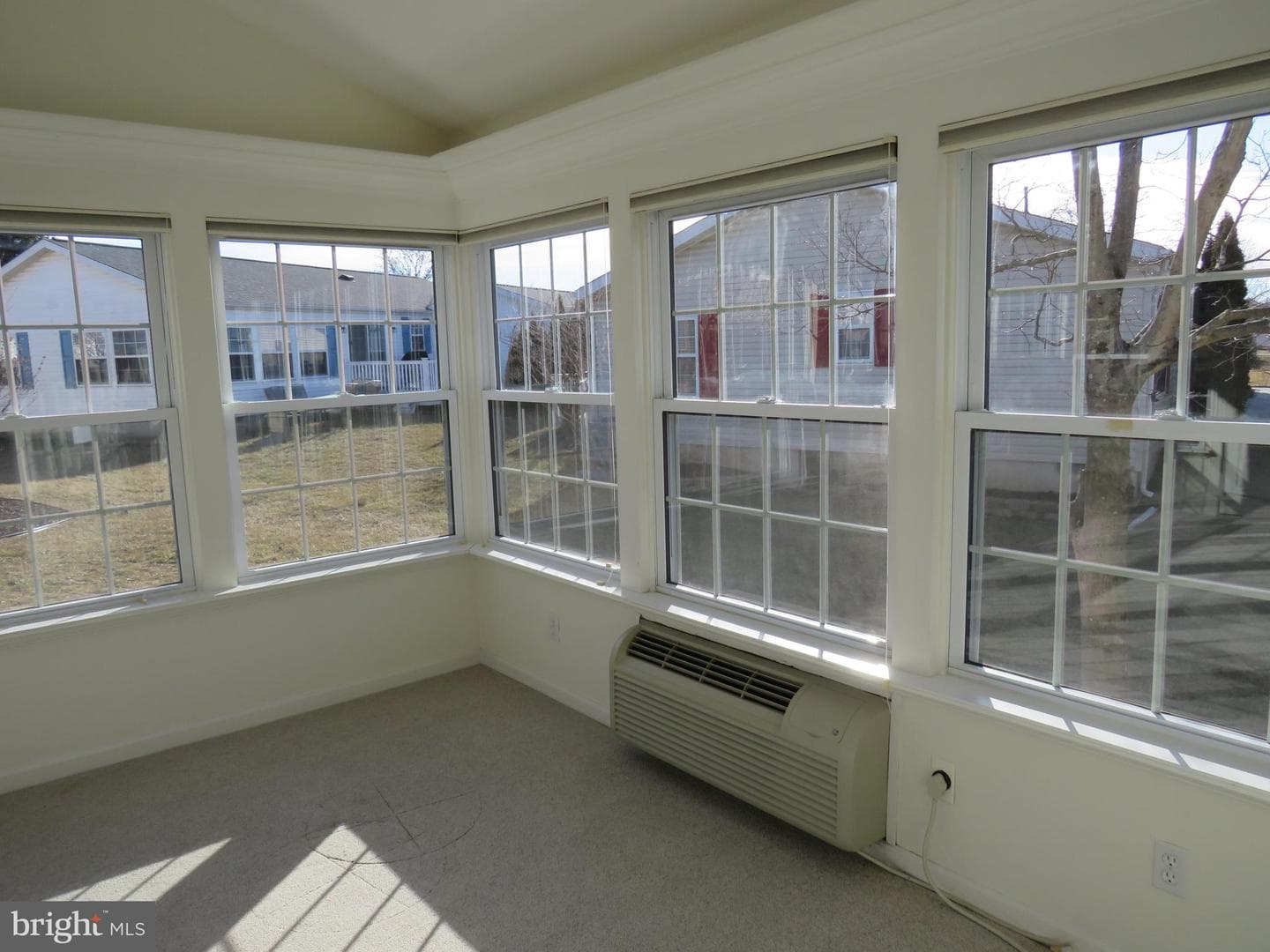 410 Redbird Court photo 18
