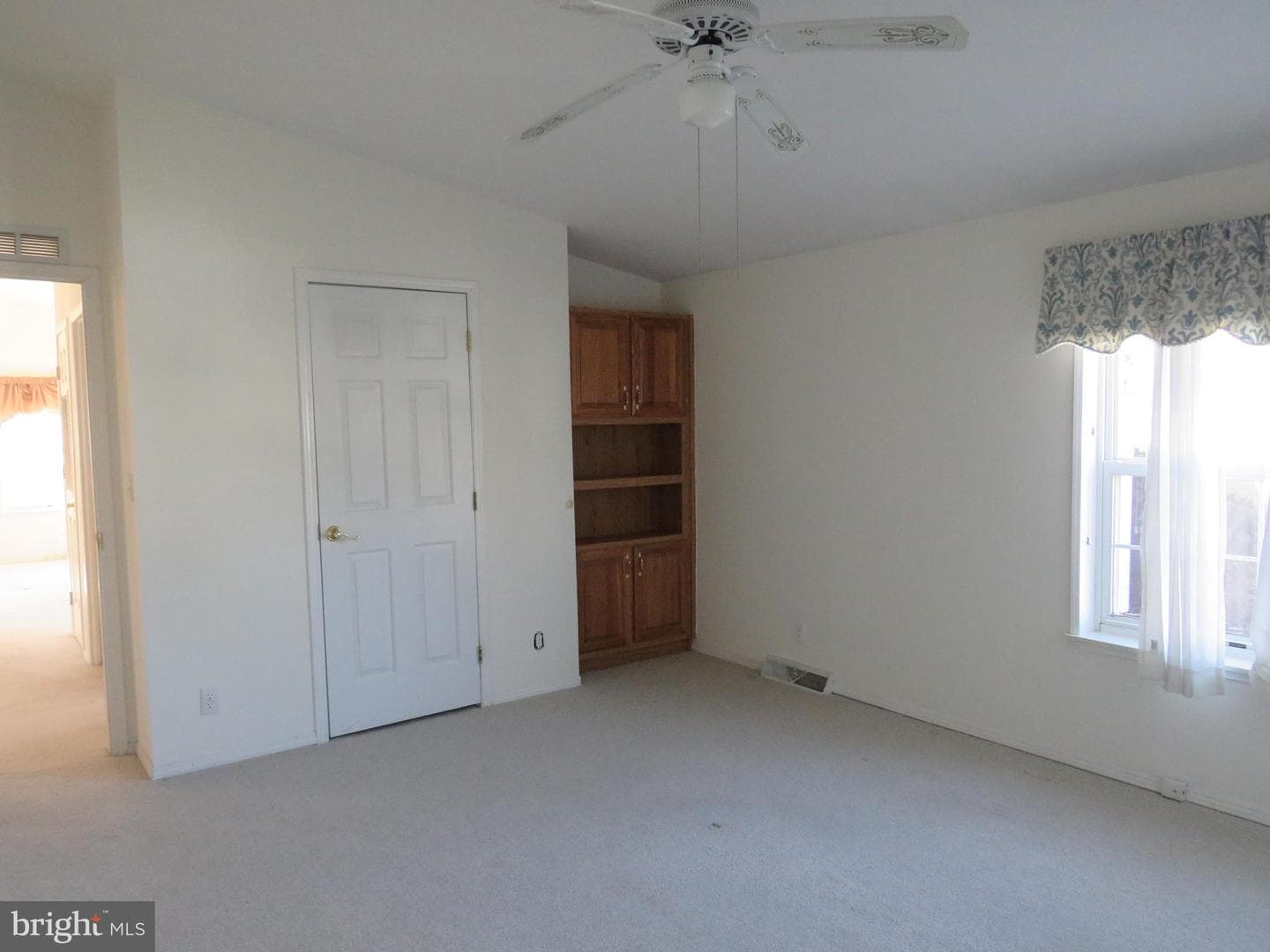 410 Redbird Court photo 24