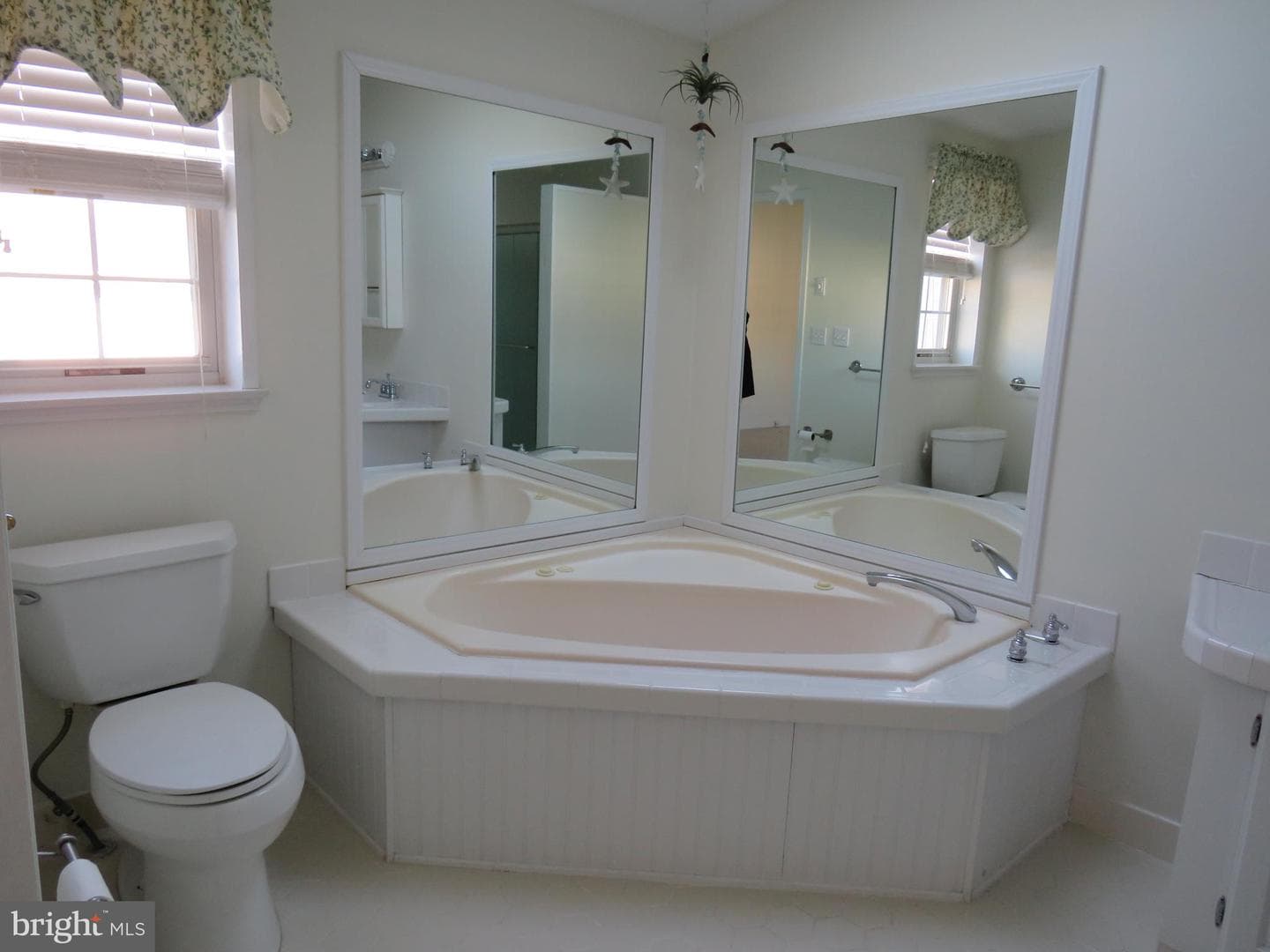 410 Redbird Court photo 25